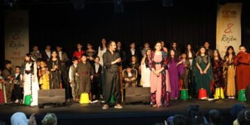 Rojê Ma Musicî yê 8. bi çoş dest pêkerd
