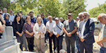 Dayîka Sakîne Karakoçan warê xo de ameye oxirkerdene