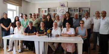 Ji nivîskarên Kurd bang: Tecrîdê bi dawî bikin, deriyên diyalogê vekin