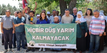 Cangoriyên Komkujiya Pirsûsê li Amedê hatin bibîranîn