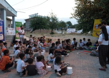 Atolyeya Muzîkê ya Gerok bi zarokan re ket ser rê