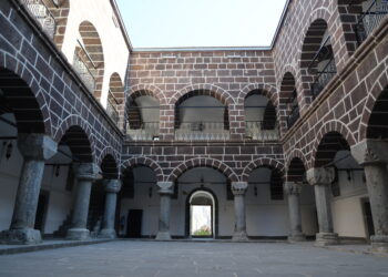 Zubeyîr Aydar: Tevgerê pêşniyarên xwe ji dewletê re şandiye