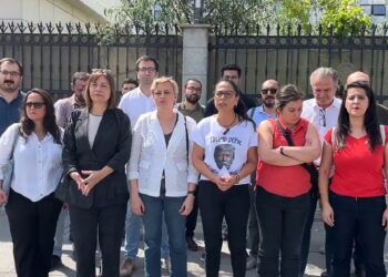 Parlamenteran bertek nîşanî binçavkirinên ji ber NATOyê dan