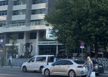 Polîsan bi ser şaredariya Çankyayê de girt
