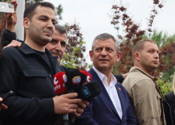 Ozgur Ozel derbarê partiya nû de agahî da