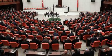 Meclis dê ji bo qanûna çarçoveyî meha Tebaxê bicive