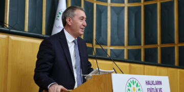 Bakirhan: Êdî divê statuya birêz Ocalan were diyarkirin