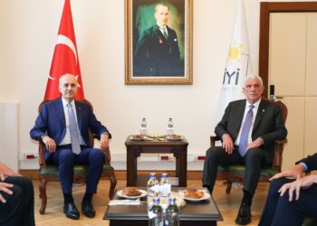 Numan Kurtulmuş bi AKPê û ÎYÎ Partiyê re hevdîtin pêk anî