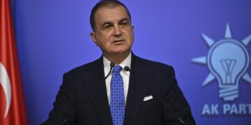 Omer Çelîk: Heta meclis neketiye betlaneyê em ê qanûna çarçoveyî derxînin