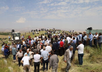 Cenazeyê Basrî Firat hat veşartin: Tu carî li ber zilmê serî netewand
