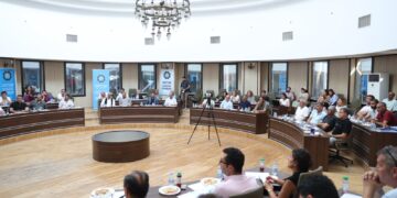 Hevşaredarên Bajarê Mezin û Peyasê bi keyayan re civiyan