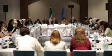 Sekreterê Giştî yê NYê bi saziyên jinan re civiya