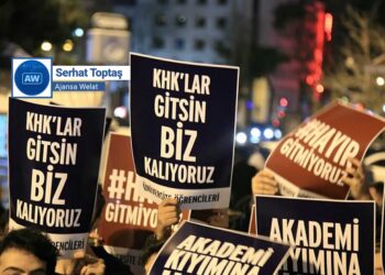 ‘Pirsgirêkên civakî çareser nebin yên kesayetî jî çareser nabin’