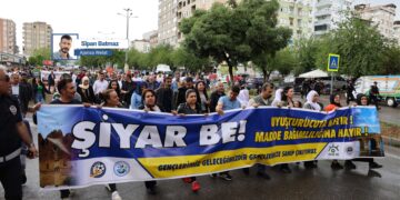 Şiyar Guldîken: Ji bo bêbandorkirina hişbirê divê hemû civak têbikoşe