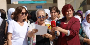 Platforma Yekîtiya Jinên Kurd: Neyar hêza xwe ji bêtifaqiya Kurdan digirin