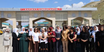 Platforma Yekîtiya Jinên Kurd: Neyar hêza xwe ji bêtifaqiya Kurdan digirin