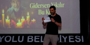 Ahmet Tellî li Wanê bi helbestên xwe hat bîranîn