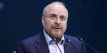 Îran: Heta şertên lihevkirinê pêk neyne dê Hurmiz girtî bimîne