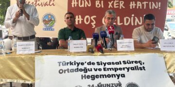 Panelê “Tirkîya de Prosesê Sîyasî, Rojhelatê Mîyanên û Hegemonyaya Emperyalîst” virazîya
