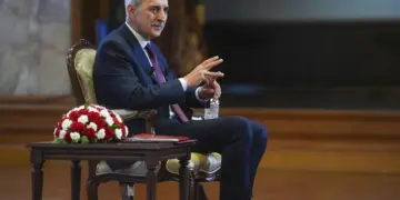 Numan Kurtulmuş: Ganî fek ziwanê neyarî ra bêro veradayene