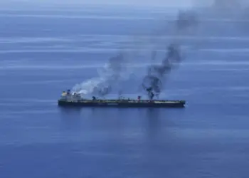 Kendawa Ummanî de hêrişê tankerê petrolî ame kerdene