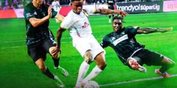 Amedspor li Kocaeliyê 2-0 têk çû