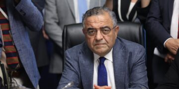 Sezgîn Tanrikulu: Pirsgirêka Kurd di zemîneke demokratîk de çareser dibe