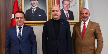 Dosye 1: Dek û dolabên rêveberên AKPê yên Şirnexê   Şaredarê AKPî welatî hem xapand hem jî da girtin