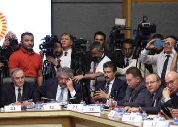 Fetî Yildiz peyama 27ê Sibatê ya Abdullah Ocalan xwend