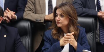Gulistan Kiliç Koçyîgît: Pirsgirêka Kurd ji sêdarê, îro hatiye zemîneke demokratîk 