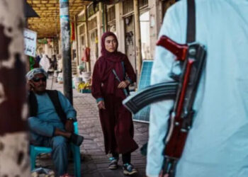FEMENA: Talîbanê li Heratê 17 jin girtin