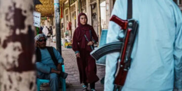 FEMENA: Talîbanê li Heratê 17 jin girtin