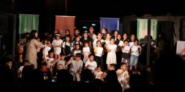 Hem hîn bûn û hem jî konser li dar xistin