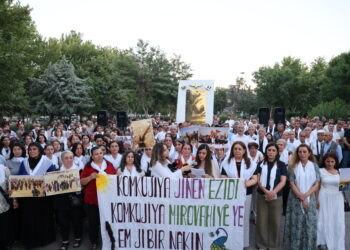 Li gelek bajaran Komkujiya Şengalê hate şermezarkirin