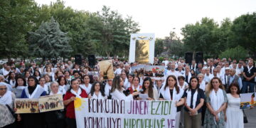 Li gelek bajaran Komkujiya Şengalê hate şermezarkirin