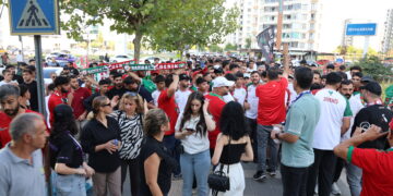 Alîgirên Amedsporê: Em ê li dijî hişbir, fihûş û çetetiyê li ber xwe bidin