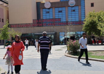Nêweşxaneyê Gazî Yaşargîlî de ne ca ne zî doktorî qîm kenê