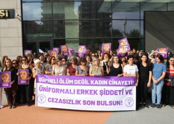 Li Amedê civîna jinan: Em ê li kêleka jinan û aştiyê bisekinin