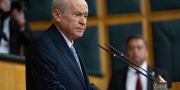 Devlet Bahçelî pêşnûmeya qanûna çarçoveyî îmze kir
