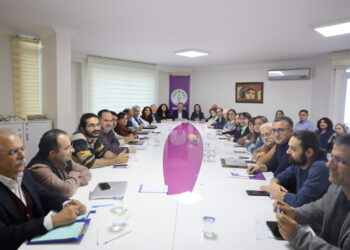 Rêveberiya Navendî ya DEM Partiyê bi awayekî awarte dicive