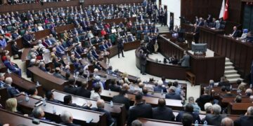 AKP ji bo qanûna pêvajoyê li Meclisê civiya