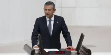 Ozgur Ozel: Em li pêşiya aştiyê nabin asteng