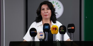 Halîde Turkoglu: Divê komîsyoneke jinan ava bibe û pêvajoyê bişopîne