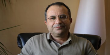 Tayîp Temel: Em Kurd mafê zimanê xwe dixwazin