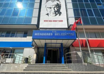 Şaredarê Menderesê Îlkay Çîçek û gelek kes hatin binçavkirin