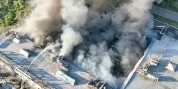 Rûsya, Ukrayna de hêrişê merkezê dayîş-girewtişî kerd: 16 kesî merdê