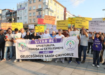 Ciwanên Stenbolê: Em xwedî li taxên xwe derkevin