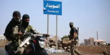 Bi topan hêrişê Suveyda: Di sîvîlan rehmet kerd, di sîvîlî zî birîndar bîyî