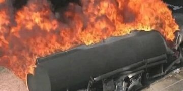 Li Sineyê di encama teqîna tankerê de 13 kesan jiyana xwe ji dest da