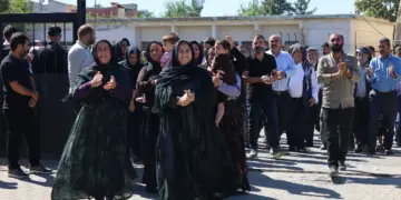 Batman de vîrardiş: Bi slogananê “Bijî Serok Apo” û “Şehîd namirin” dest pêkerd
